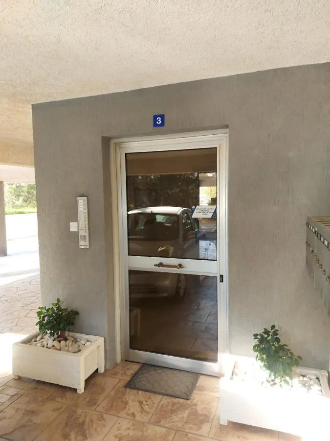 Private Room In Shared Apartment Near Larnaca Airport - 24 Hour Shuttle Service Cyprus