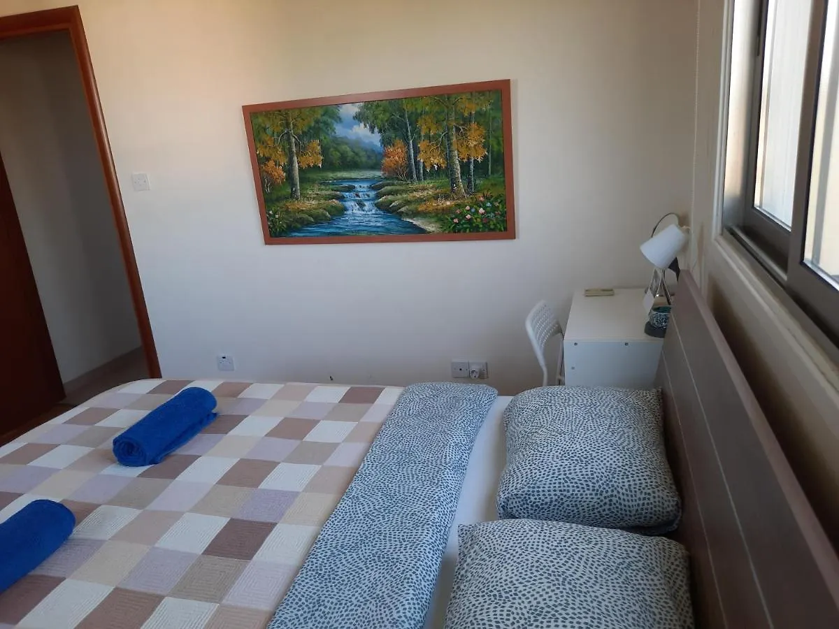 Homestay Private Room In Shared Apartment Near Larnaca Airport - 24 Hour Shuttle Service